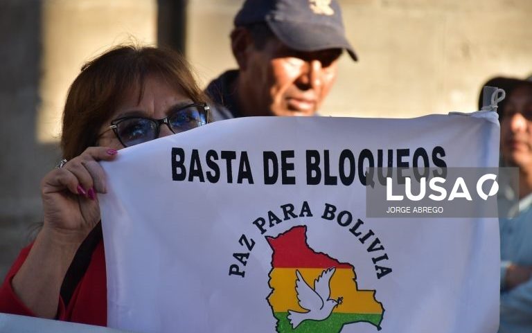 Presidente boliviano endurece discurso e autoriza intervenção militar