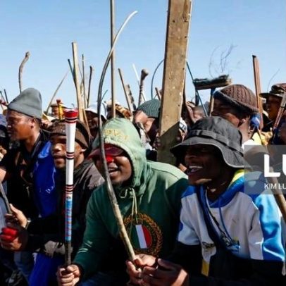 Zimbabué repatriou 74 cidadãos por violência xenófoba na África do Sul