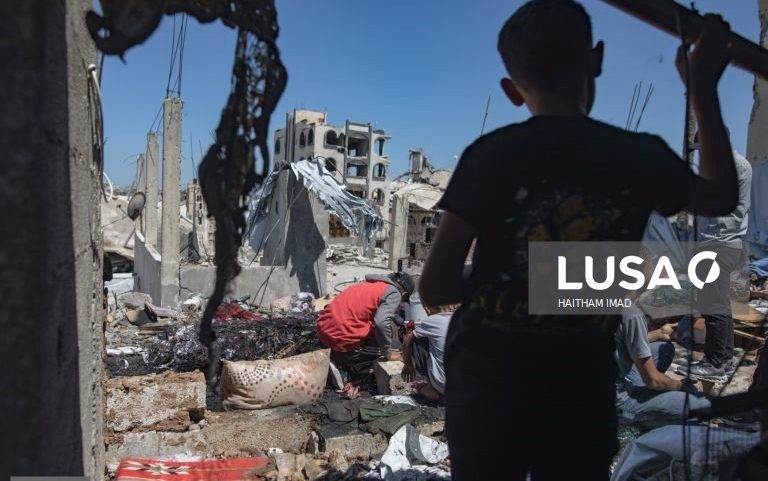 Ataques aéreos na Faixa de Gaza matam mais sete pessoas