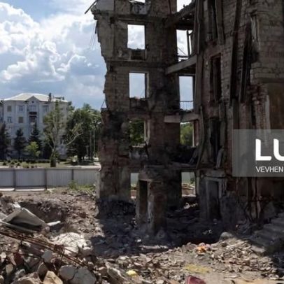 Ucrânia atinge empresas militares na Rússia; ataques russos miram Odessa e Kharkiv