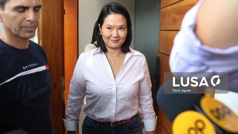 Keiko Fujimori confirma vitória nas presidenciais do Peru com pequena margem
