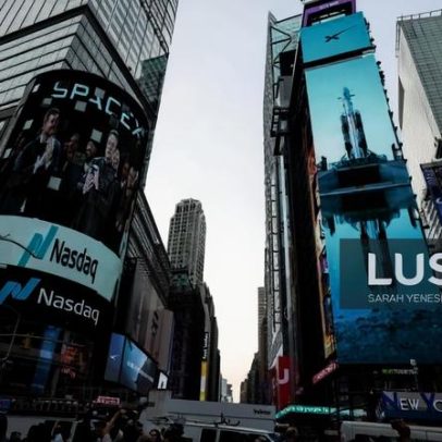 SpaceX entra em bolsa com subida de 11% para 150 dólares por ação