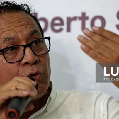 Apoiantes de Sánchez manifestam-se no Peru em defesa do voto popular