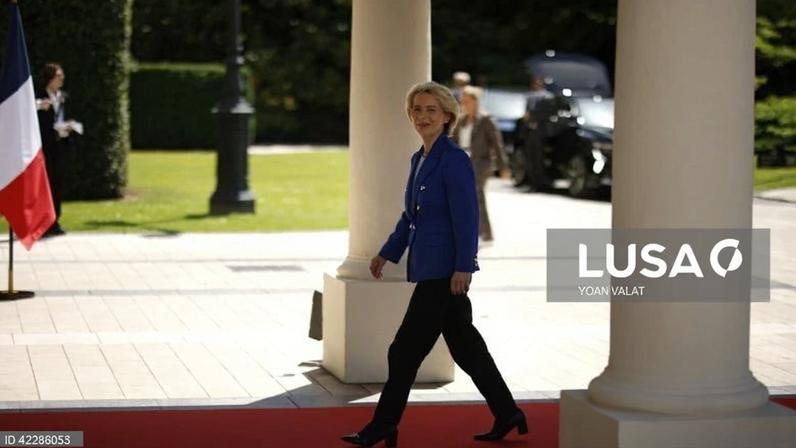 Von der Leyen agradece a Starmer pela liderança na segurança europeia e ucraniana