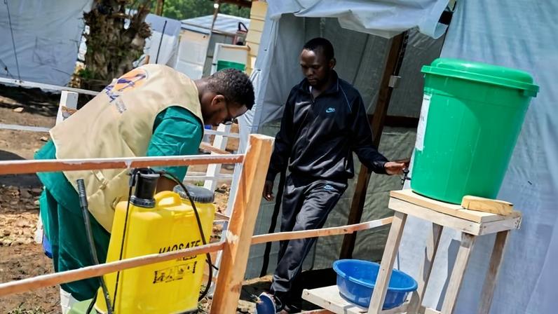 Número de mortes por Ébola sobe para 245 na RDCongo
