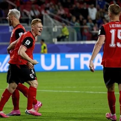 Áustria vence estreante Jordânia no Mundial 2026