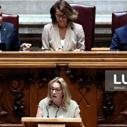 Confronto entre esquerda e direita no debate sobre revisão das leis laborais