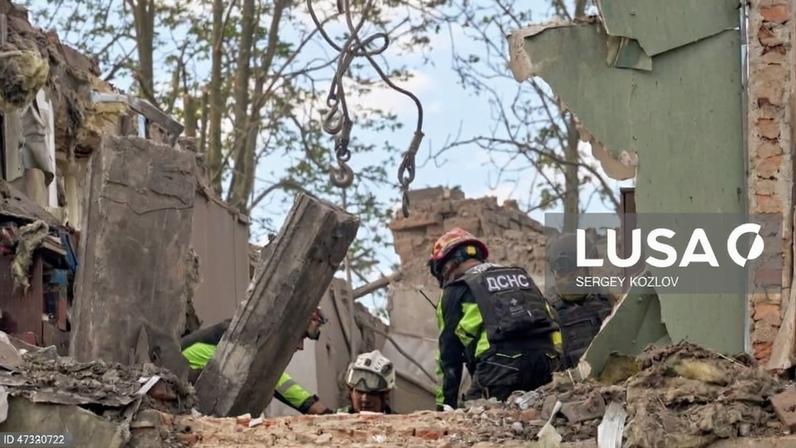 Bombardeamentos russos matam pelo menos 9 pessoas, Kiev acusa ataques na Crimeia