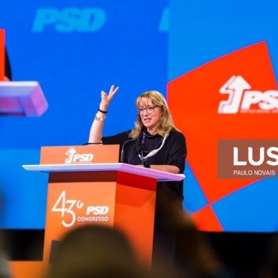 Ministra do Trabalho aplaudida; Governo mantém insistência na reforma laboral
