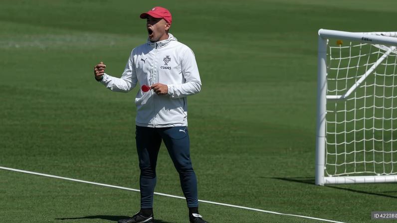 Martínez quer seleção mais forte e aprender com os erros