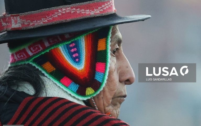 Apoiantes de Evo Morales suspendem protestos contra o Governo da Bolívia