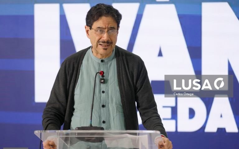 Candidato presidencial de esquerda derrotado na Colômbia apela à calma após confrontos