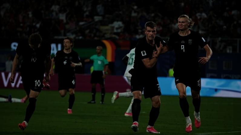Noruega bate Senegal e qualifica-se com novo bis de Haaland