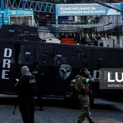 Favela no Rio de Janeiro: quatro mortos e 50 turistas retidos