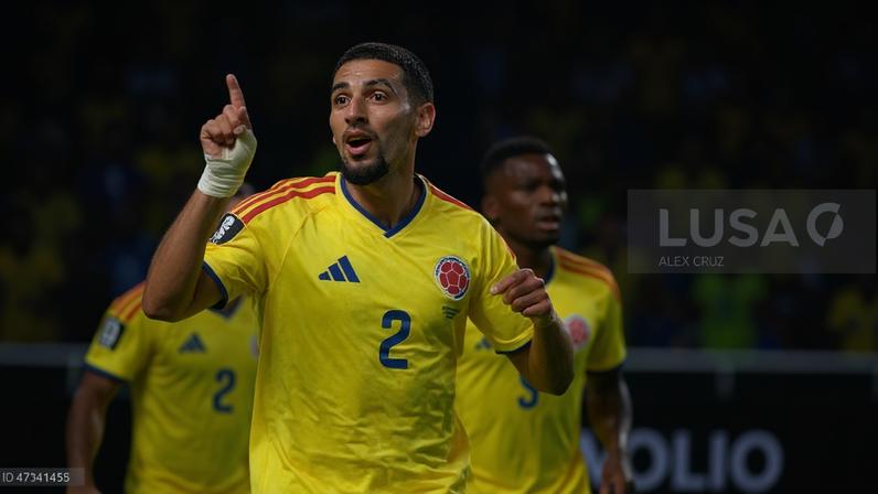 Daniel Muñoz garante avanço da Colômbia com golo decisivo