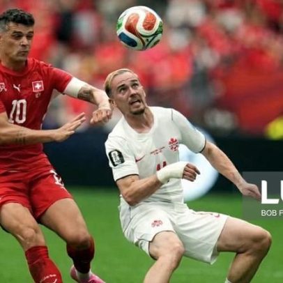 Suíça vence Canadá e acompanha os coanfitriões aos oitavos do Mundial 2026
