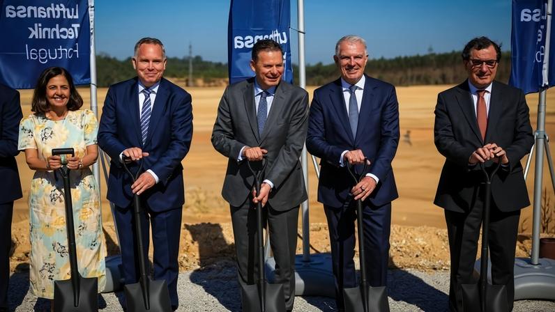 Lufthansa tem 300 formandos e lança hoje pedra fundamental da fábrica da Feira