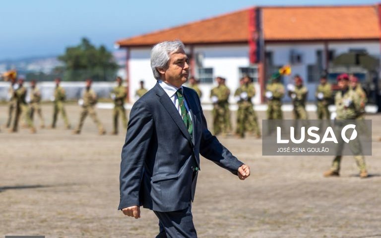 Venezuela/Sismo: 17 portugueses vão ser repatriados e devem chegar esta terça-feira - ministro da Defesa