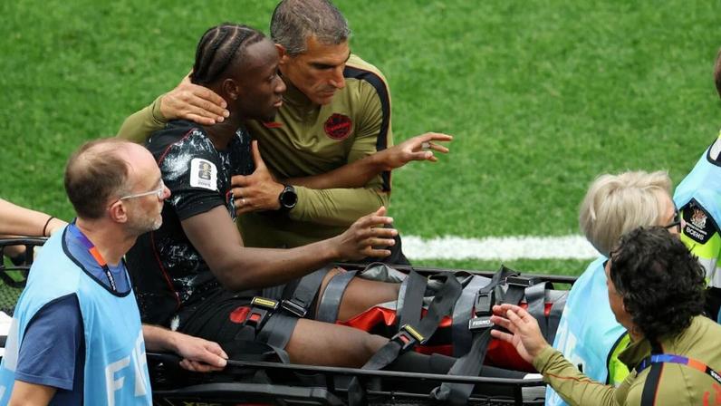 Ismael Koné não joga mais no Mundial 2026 devido à lesão provocada por Assim Madibo