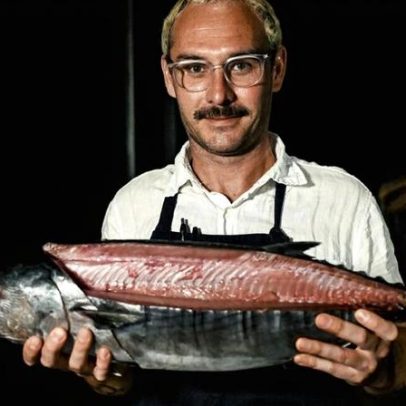 Barbela, em Lisboa, peixe e marisco são maturados para sabor e textura