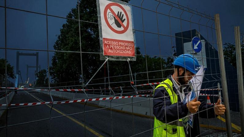Trânsito caótico e viagens longas no 1.º dia sem ponte móvel de Leixões