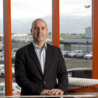 easyJet pede ao Governo que evite que filas nos aeroportos cheguem ao extremo