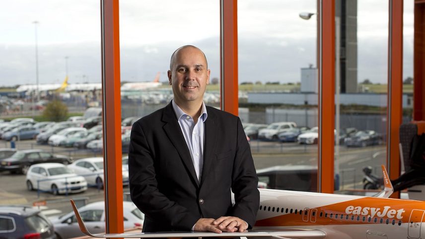 easyJet pede ao Governo que evite que filas nos aeroportos cheguem ao extremo