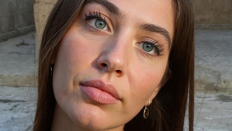 Sofia estudava design na Universidade Politécnica de Milão e trabalhava como modelo de vestidos de noiva