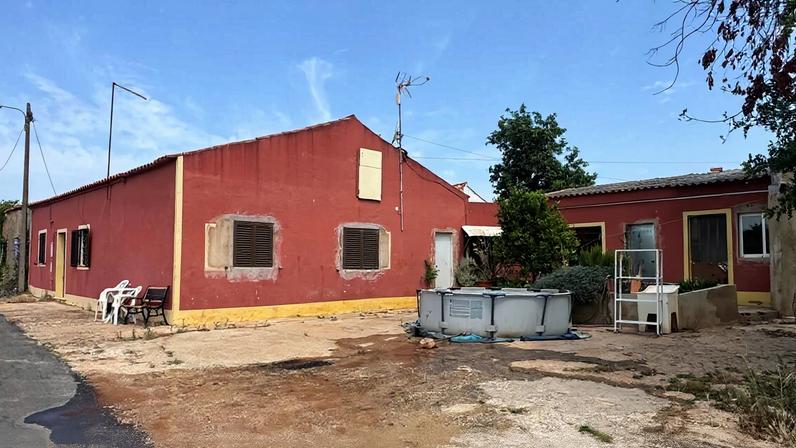 PJ investiga morte de idosa desnutrida com hematomas