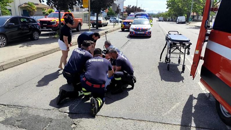 Ferido grave após colisão entre mota e automóvel em Bragança