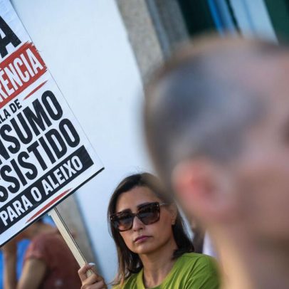 Protesto de moradores reúne 100 contra transferência de sala de chuto para o Aleixo