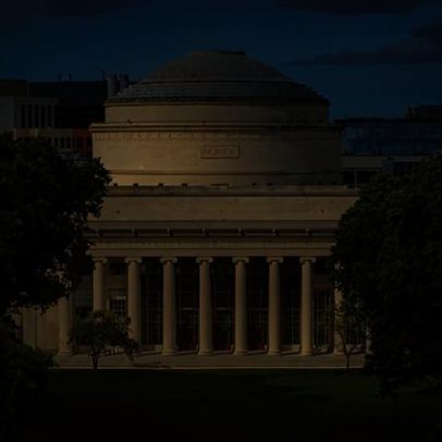 Universidades chinesas sobem frente a britânicas e norte-americanas no ranking global