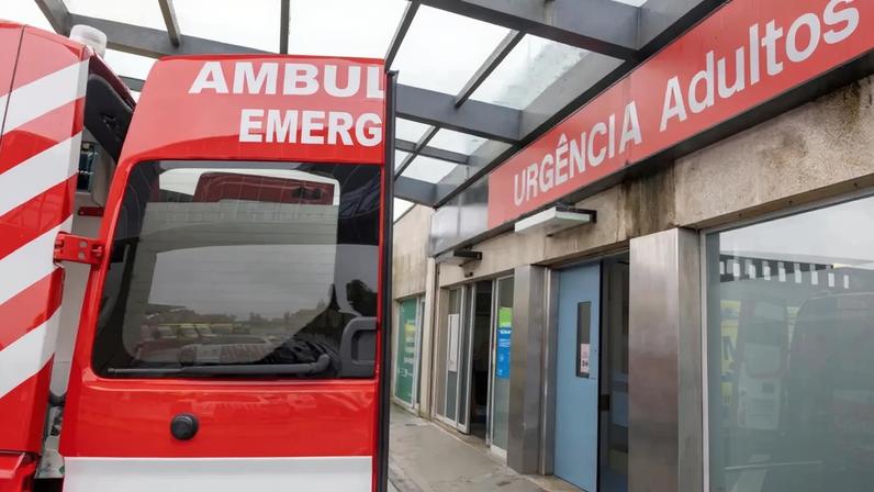 Capotamento deixa ferido grave em Gondomar
