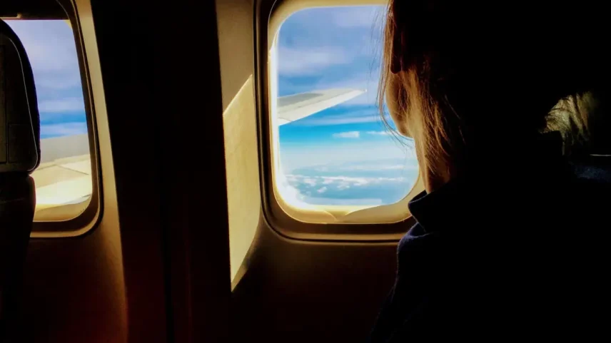 Imagem de contexto do artigo Ryanair investigada por cobrar taxa para pais se sentarem ao lado dos filhos