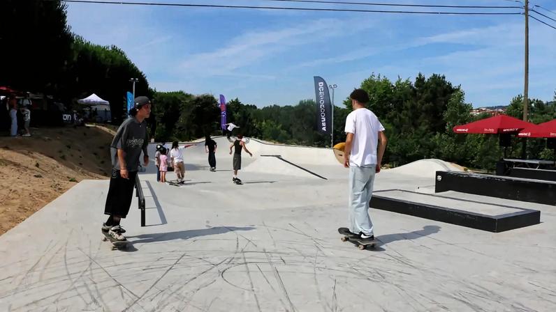 Paredes inaugura parque de skate pedido pelos jovens