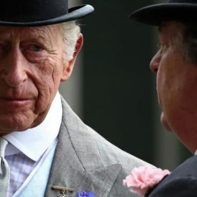 Carlos III divulga declaração de impostos, primeiro monarca britânico