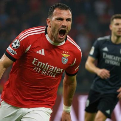 Pavlidis quer ficar no Benfica, diz Mário Branco