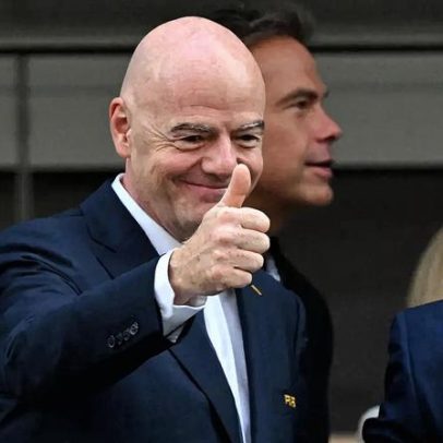 Presidente da FIFA defende pausas de hidratação em jogos