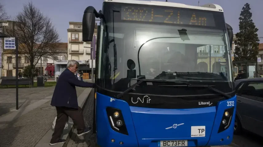 Serviço de autocarros da Unir é pior em Gaia e Espinho
