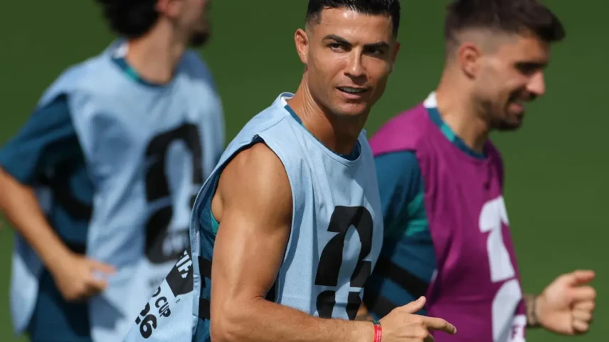 Cristiano Ronaldo regressa aos EUA para cumprir sonho no futebol