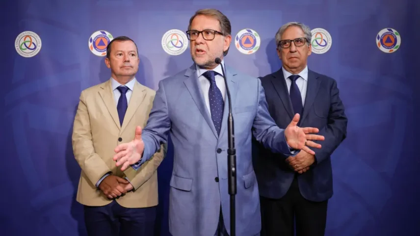 Ministro Luís Neves na sede da ANEPC em Carnaxide