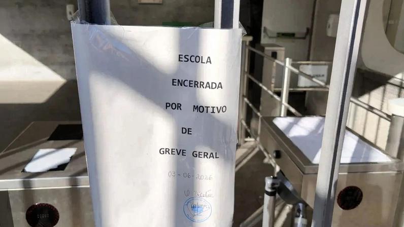 A Escola Secundária Mário Sacramento, em Aveiro, foi uma das centenas de escolas sem aulas