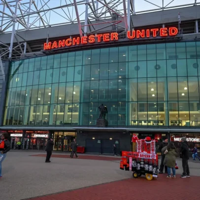 Manchester United adquire terrenos para novo estádio