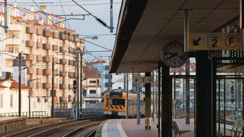 Greve geral já suprimiu mais de 19% dos comboios até às 16h