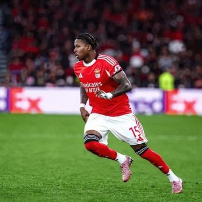 Benfica oficializa transferência de Sidny Cabral para o Trabzonspor