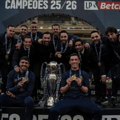 Farioli em férias a pensar no FC Porto e na Supertaça