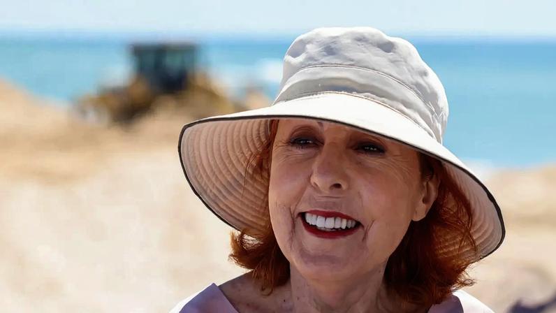 Ministra do Ambiente afirma que os areais são livres fora das concessões