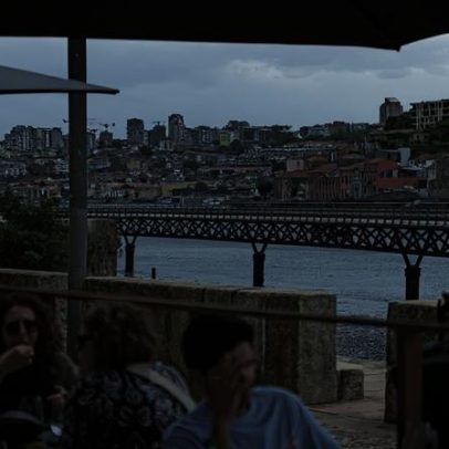Trânsito condicionado no Viaduto do Cais das Pedras, Porto, por 10 meses