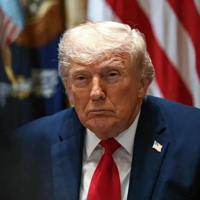 Trump exige que Israel e o Irão cessem imediatamente os disparos