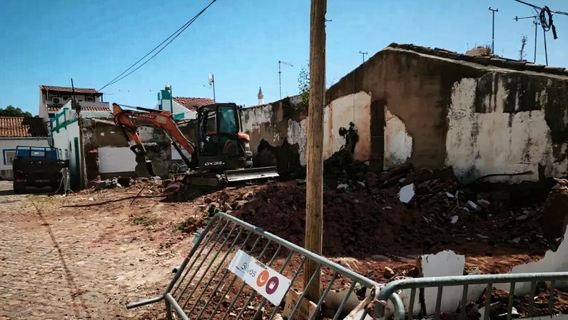 Operário da construção detido por matar colega de trabalho a tiro